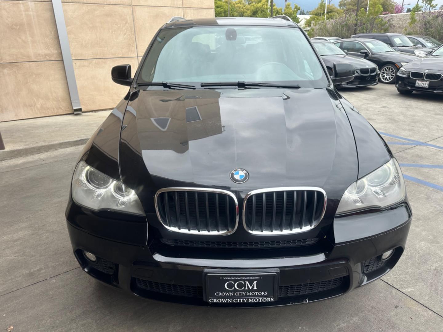 2013 Black /Black BMW X5 Leather (5UXZV4C59DL) with an 6 cylinder engine, Automatic transmission, located at 30 S. Berkeley Avenue, Pasadena, CA, 91107, (626) 248-7567, 34.145447, -118.109398 - Are you on the hunt for your next vehicle but struggling with a less-than-perfect credit history? Look no further! Our dealership proudly serves Pasadena, Altadena, Glendale, and surrounding areas, offering a diverse selection of high-quality used Buy Here Pay Here (BHPH) vehicles tailored to meet y - Photo#7